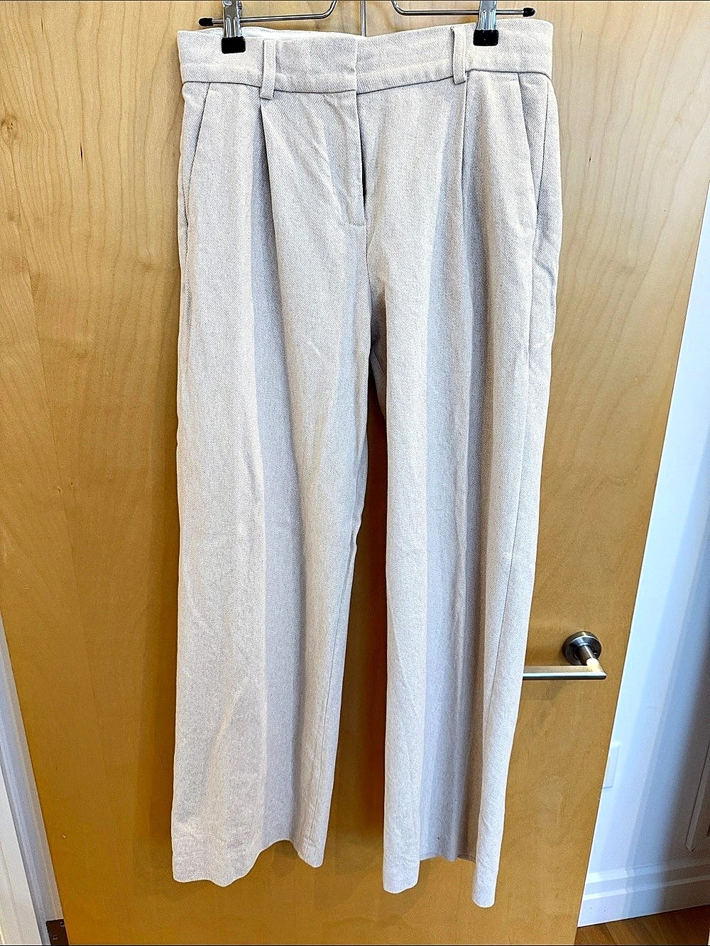 Sezane Straight Leg Trousers in Cream Size 36 Like New